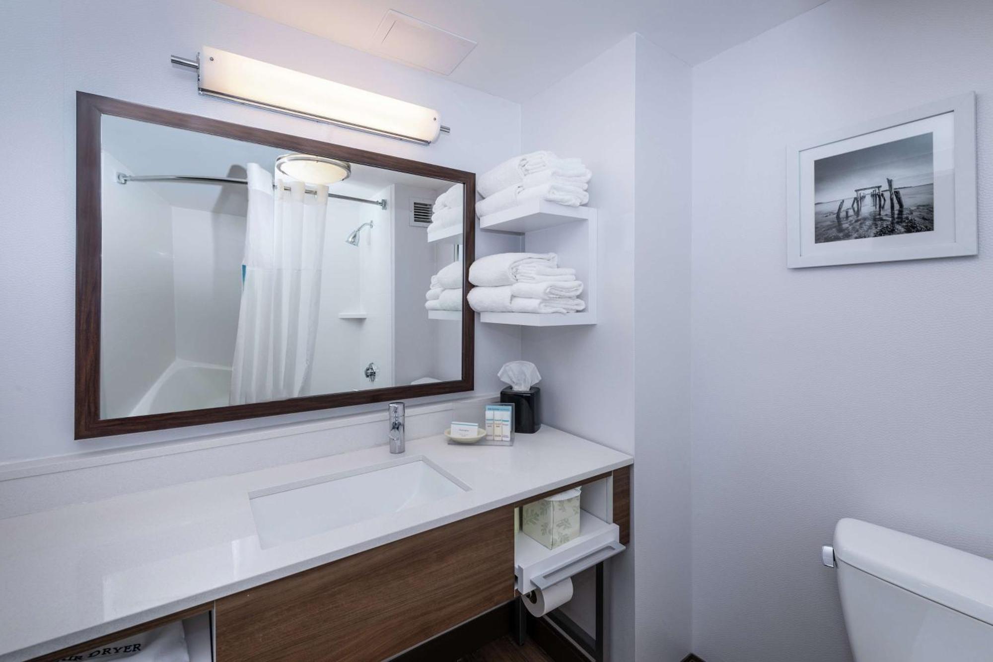 فندق هامبتون إن فول ريفر ويستبورت North Westport المظهر الخارجي الصورة